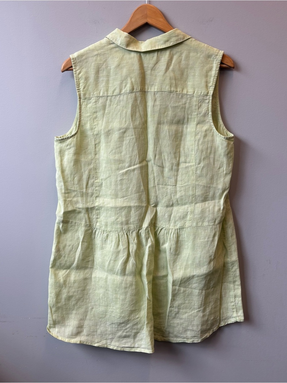 J Jill Love Linen Sleeveless Button-Front Tunic Top in Light Lime green - Picture 2 of 9